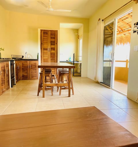 Kitchen or kitchenette, Dining area, kitchen