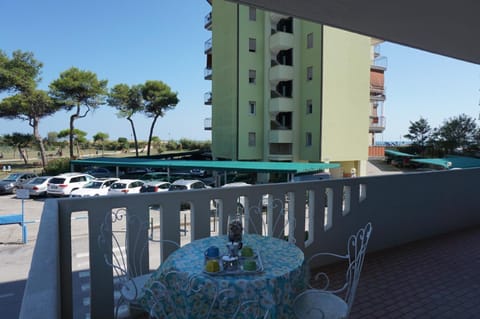 View (from property/room), Balcony/Terrace, furniture