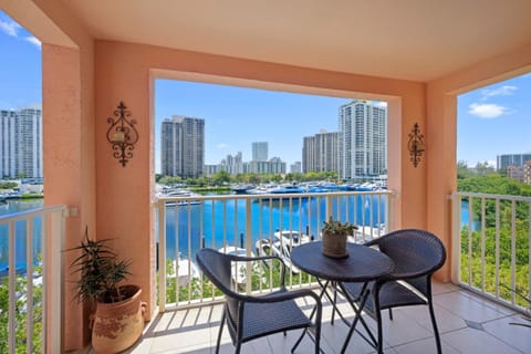 Yacht Club at aventura Amazing Marina view parking included Wohnung in Aventura