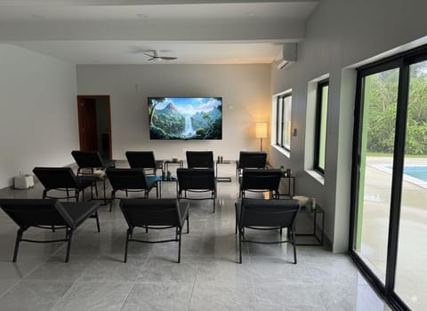 MeMe's Place Apartment in Placencia