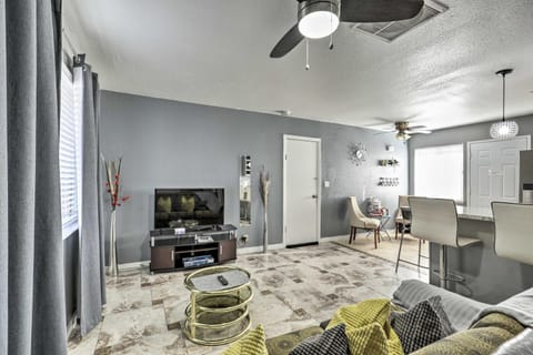 North Las Vegas Hideaway with Grill Less Than 10 Mi to Strip Maison in North Las Vegas