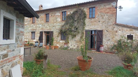 Molino della Tuoma Condo in San Quirico d'Orcia