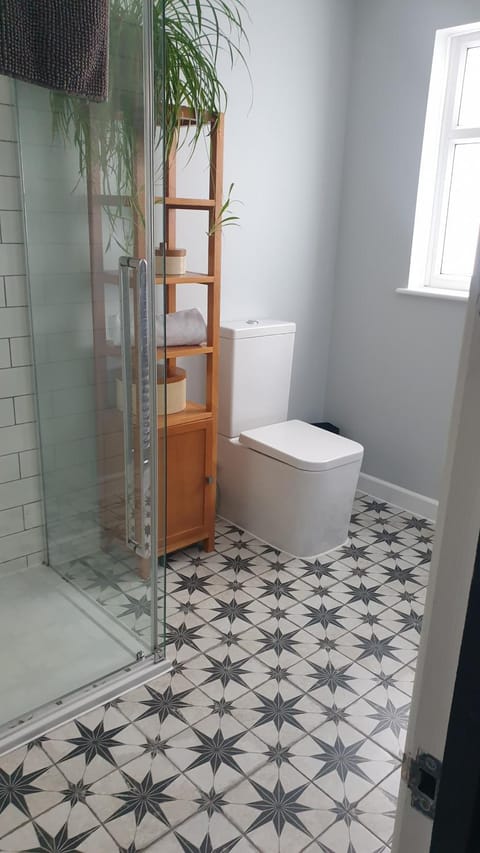 The Cube at No. 21. Modern & Stylish getaway. Apartment in Ilfracombe