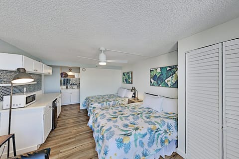 Hawaiian Monarch 2108 condo Apartment in McCully-Moiliili