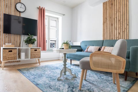 Communal lounge/ TV room, TV and multimedia, Living room, Seating area