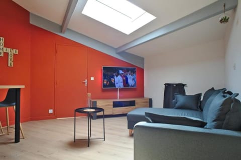 TV and multimedia, Seating area