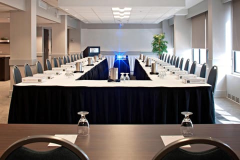 Meeting/conference room