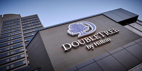 DoubleTree by Hilton Windsor, ON Hotel in Windsor