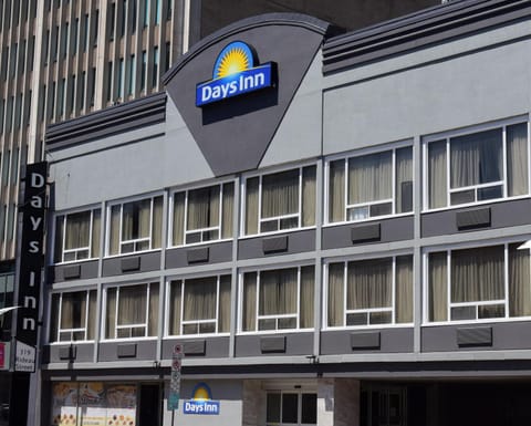 Days Inn by Wyndham Ottawa Hotel in Gatineau