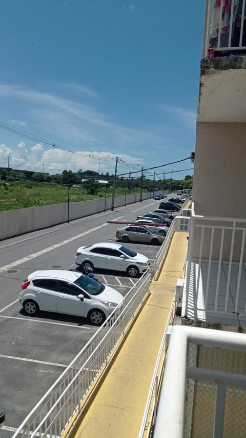 Apto ao lado Chevrolet Apartamento in Campos