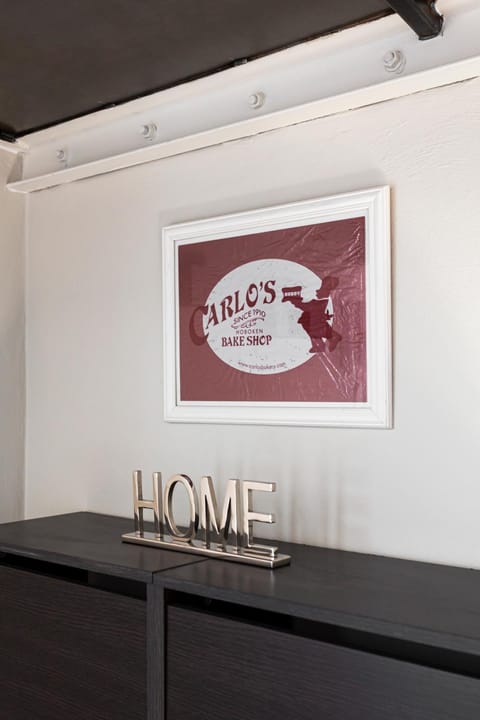 Living room, Decorative detail