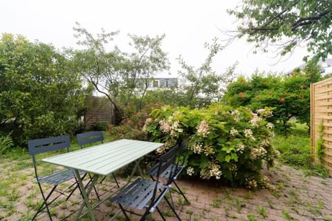 Patio, Spring, Garden, Dining area, Garden view