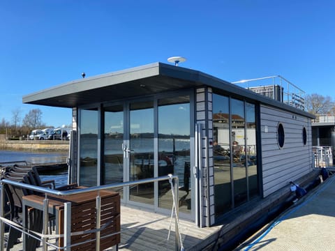 Property building, Natural landscape, View (from property/room), Balcony/Terrace