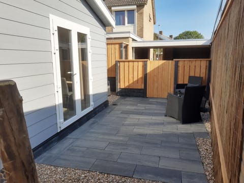 Property building, Balcony/Terrace