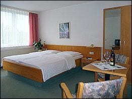 Gasthaus & Pension Zum Hirsch Bed and Breakfast in Thuringia, Germany