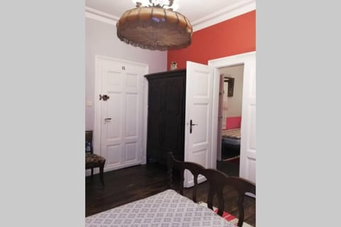 Shoe Styling Museum Apartment in Graach an der Mosel