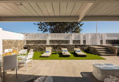 Refurbished Seafront Apartment House in Maspalomas