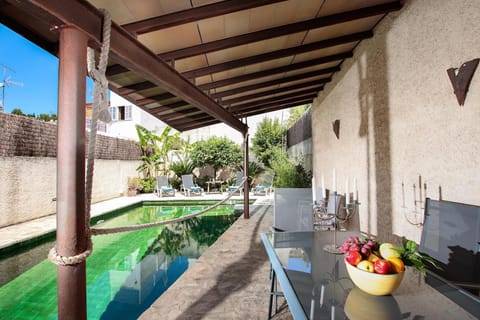 Balcony/Terrace, Swimming pool