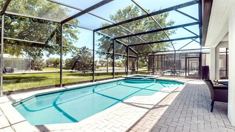 Modern 7BR Villa w Pool greenview close to Disney Maison in Windsor Hills