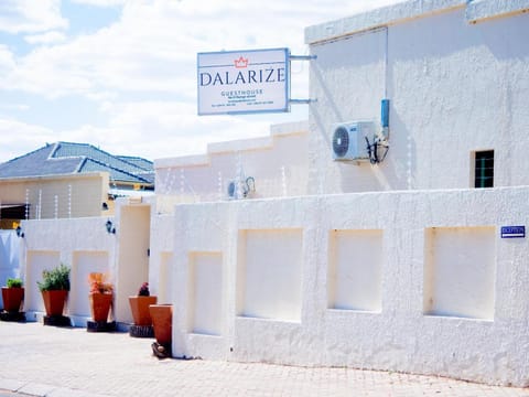 Dalarize Guesthouse Bed and Breakfast in Windhoek