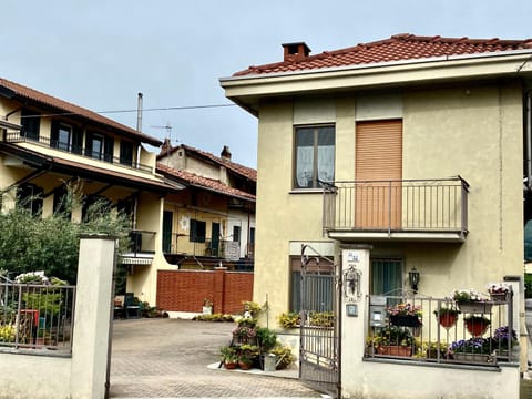 IL DOLCE ULIVO casa vacanze (up to 5 sleep) House in Aosta Valley, Italy