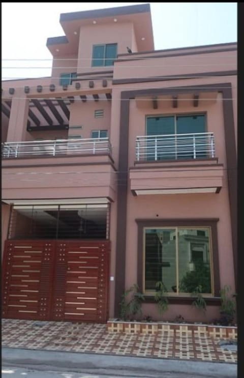 Darul Khair Bed and Breakfast in Lahore