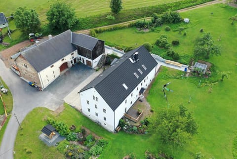 Property building, Bird's eye view