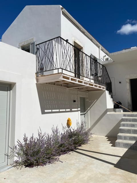 Property building, Inner courtyard view