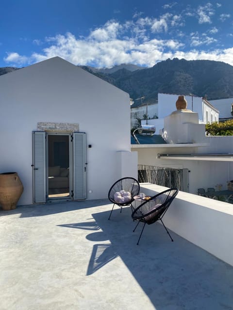 Balcony/Terrace, Balcony/Terrace, Mountain view