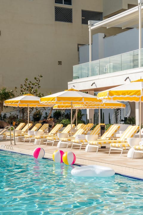 Newport Beachside Hotel & Resort Resort in Sunny Isles Beach
