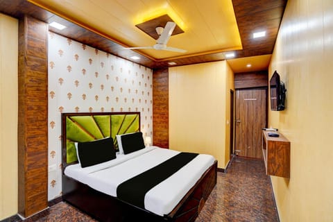 Capital O Pl Guest House Hotel in Noida