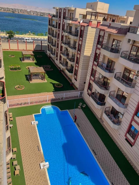 Bird's eye view, Pool view, Swimming pool