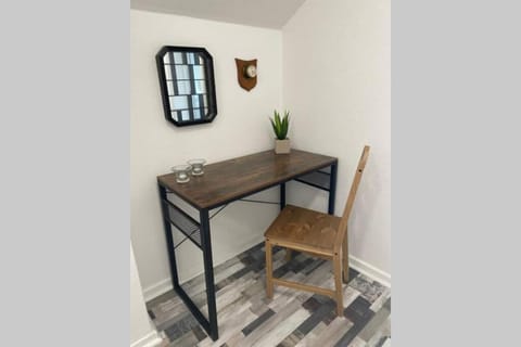 Decorative detail, Seating area