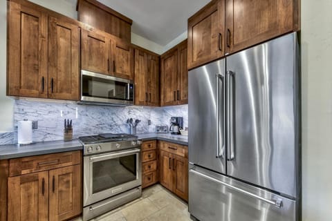 Luxury Two Bedroom Residence steps from Heavenly Village condo Apartment in Stateline