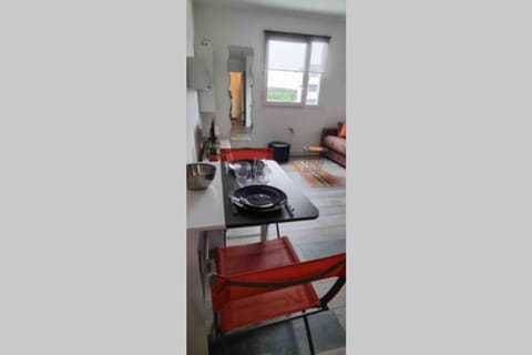 La plage Superbe studio refait à neuf Apartment in Calais