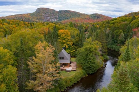 The Beaver Lodge by Escapades Tremblant Chalet in Mont-Tremblant