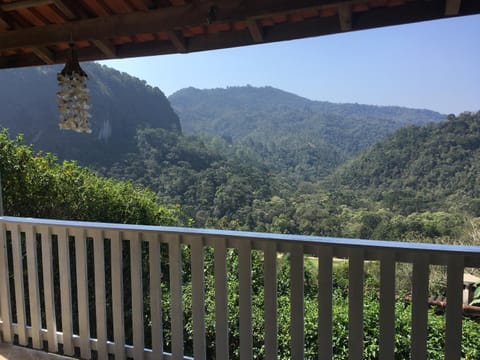 Balcony/Terrace, Mountain view