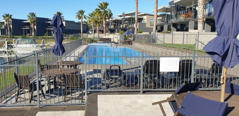 Pool view, Swimming pool