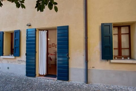 6.4.6 - Via Jodi 6 Apartment in Reggio Emilia