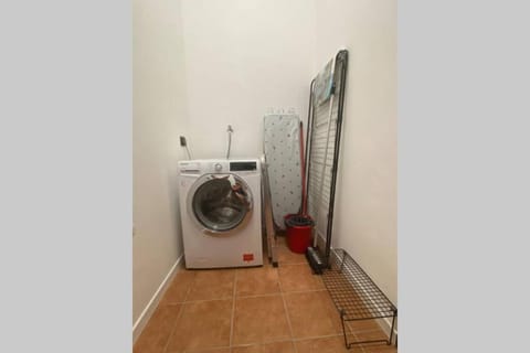 6.4.6 - Via Jodi 6 Apartment in Reggio Emilia