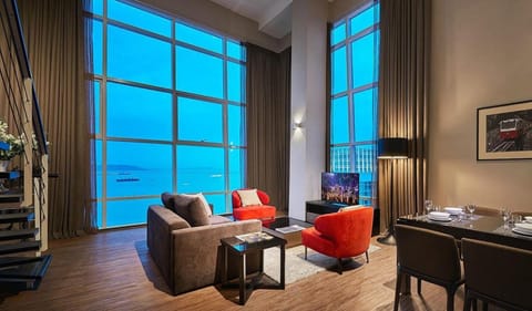 Maritime Luxury Suites Apartment hotel in George Town