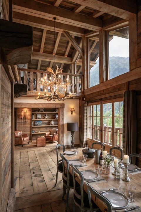 Chalet Ruitor, chalet 500 m2 luxueux de caractère Chalet in Sainte-Foy-Tarentaise