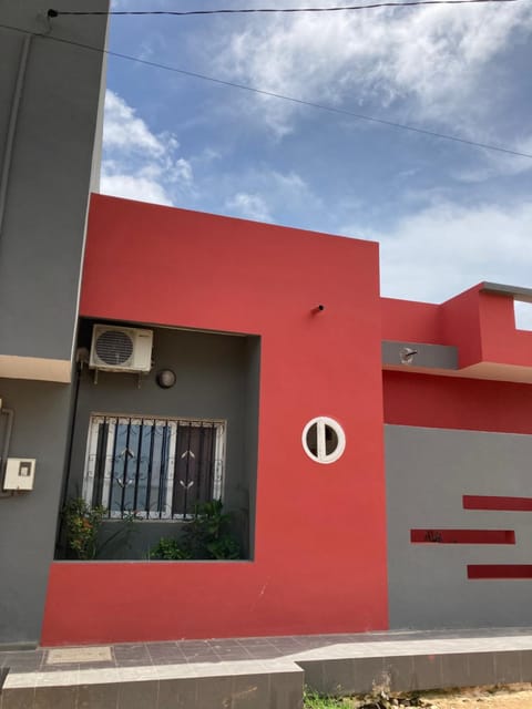 Chez Camille a Zac Mbao Condominio in Senegal