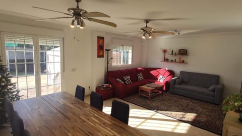 Living room, Dining area