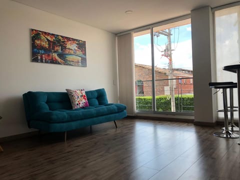 Espectacular apartamento con estacionamiento gratuito Chía N 2 Condo in Chía