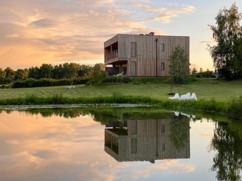 Property building, Lake view