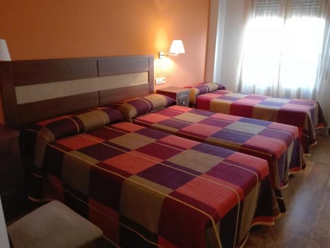 Hostal Patrón Bed and Breakfast in La Rioja
