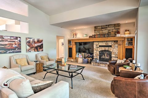 Luxe Boise Home with Patio Golf, Hike, Explore House in Boise