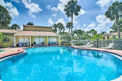 Sarasota Escape about 4 Mi to Siesta Key Beach! Apartamento in Gulf Gate Estates