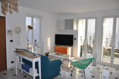 Appartamento Villa Rita a 100 m dal mare! Wohnung in Vallecrosia